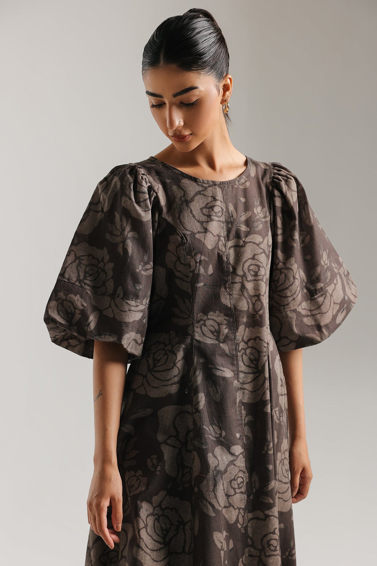 DRESS (E3346/108/802)