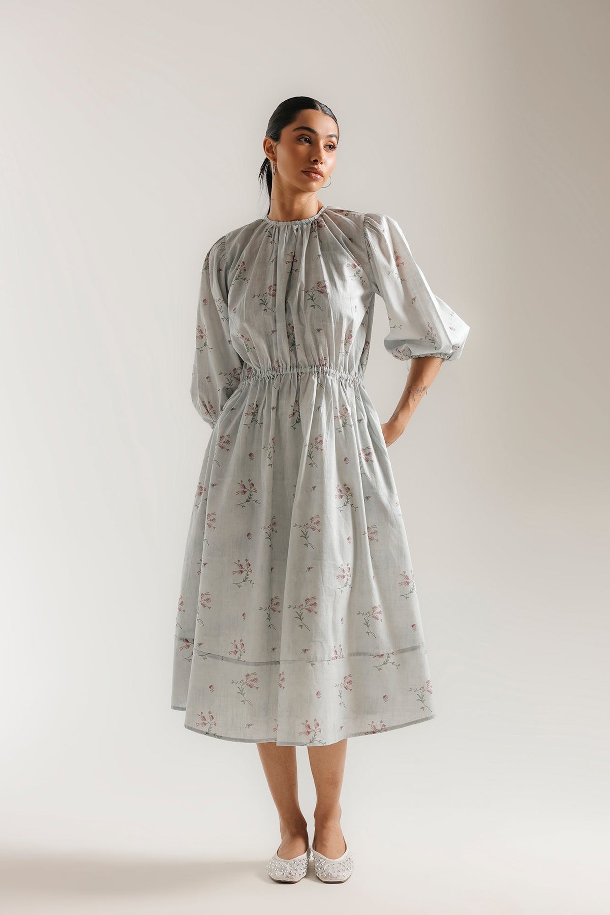 DRESS (E3347/108/617)