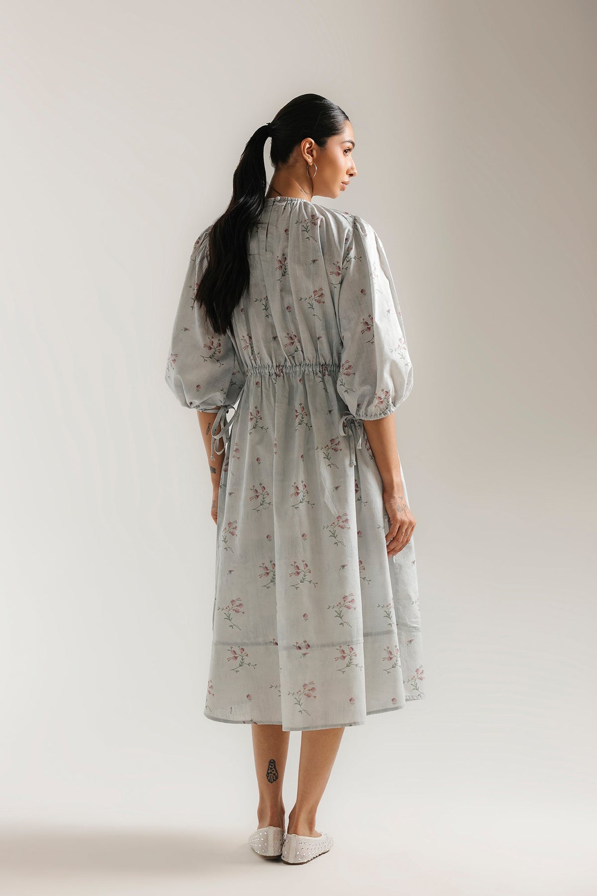 DRESS (E3347/108/617)