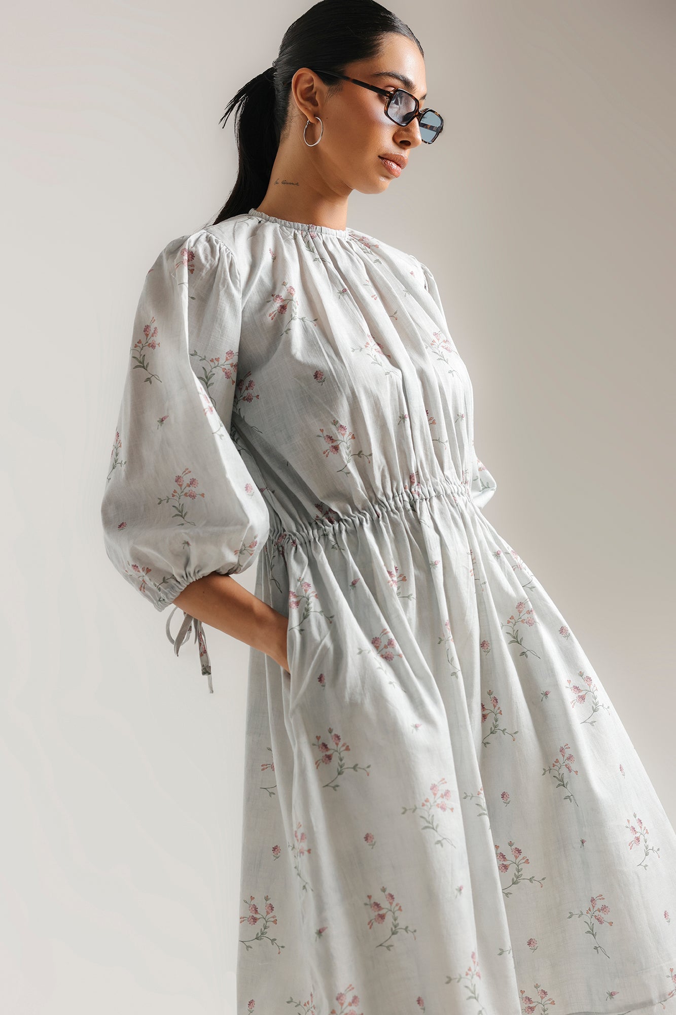 DRESS (E3347/108/617)