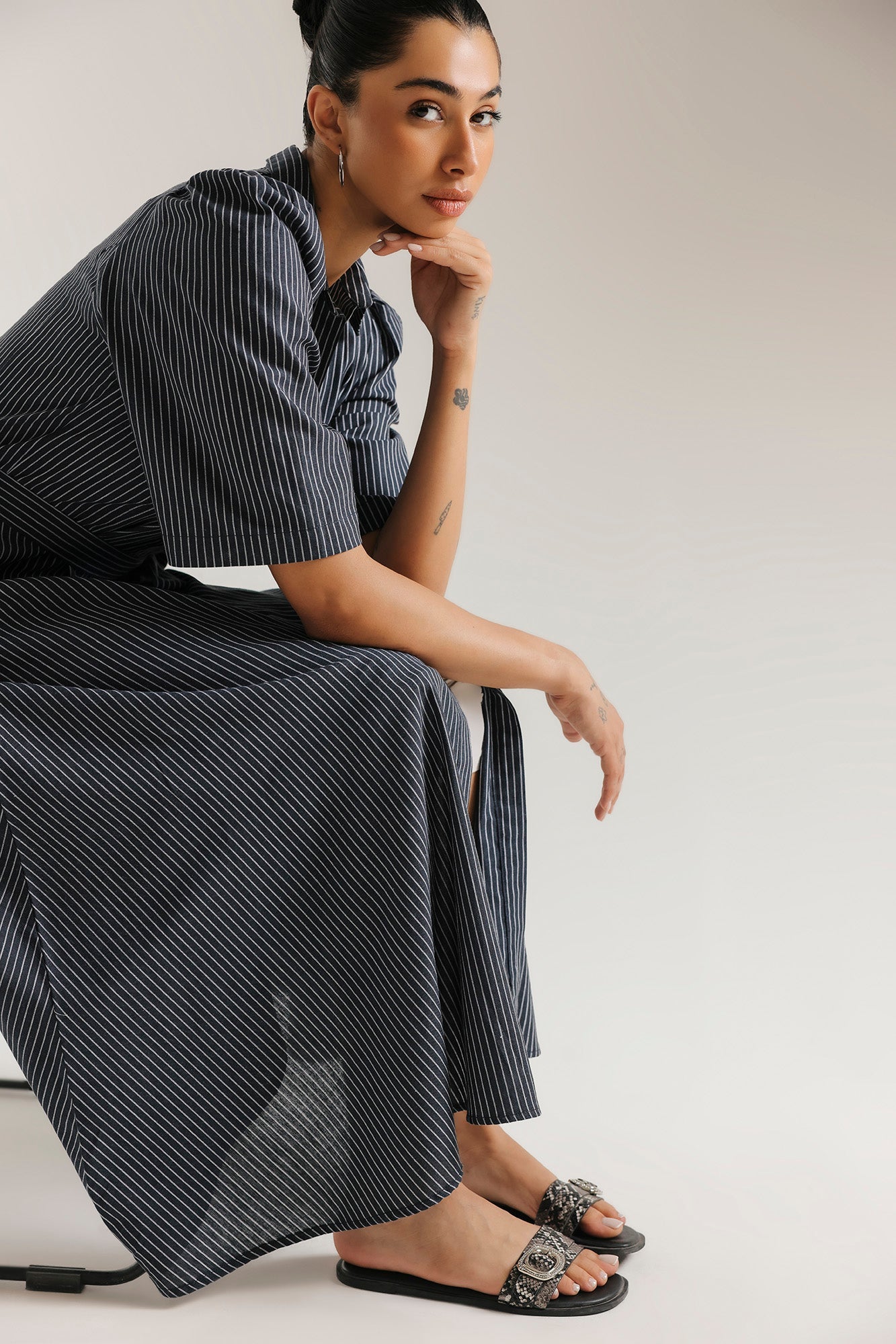 DRESS (E3359/108/906)