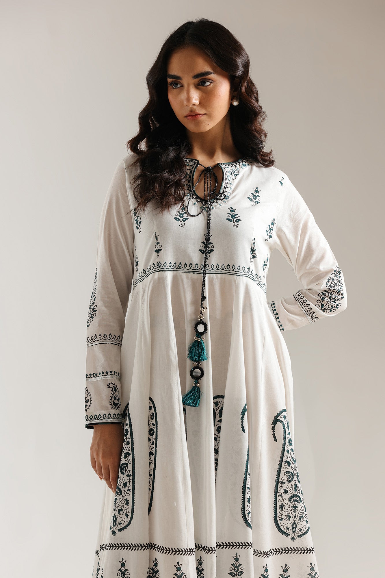 https://cdn.shopify.com/s/files/1/2290/7917/files/E3430-103-001_4.jpg?v=1767864067