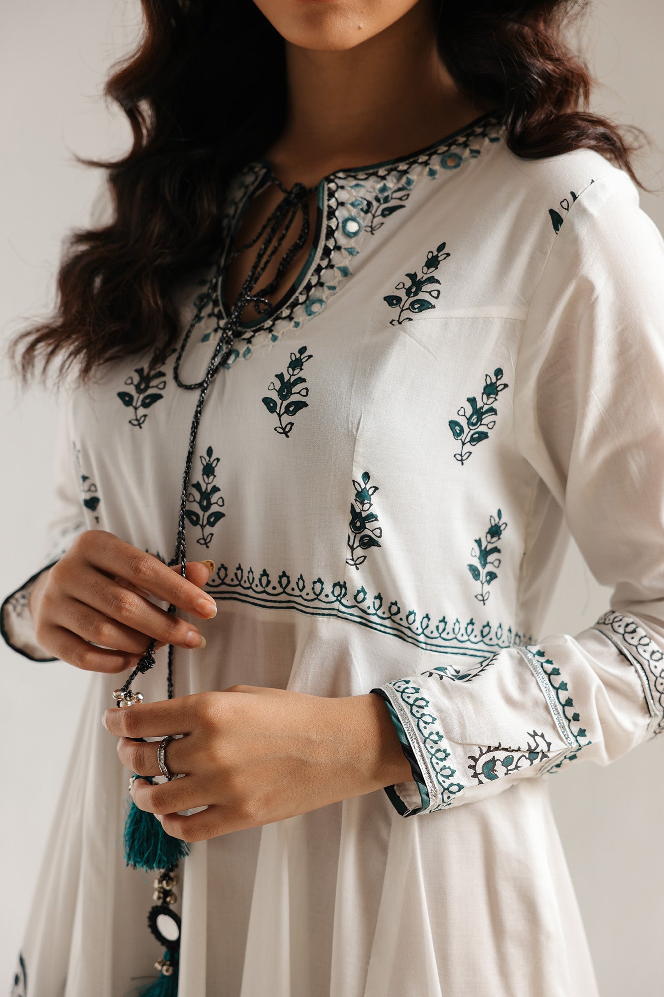 https://cdn.shopify.com/s/files/1/2290/7917/files/E3430-103-001_5.jpg?v=1767864067