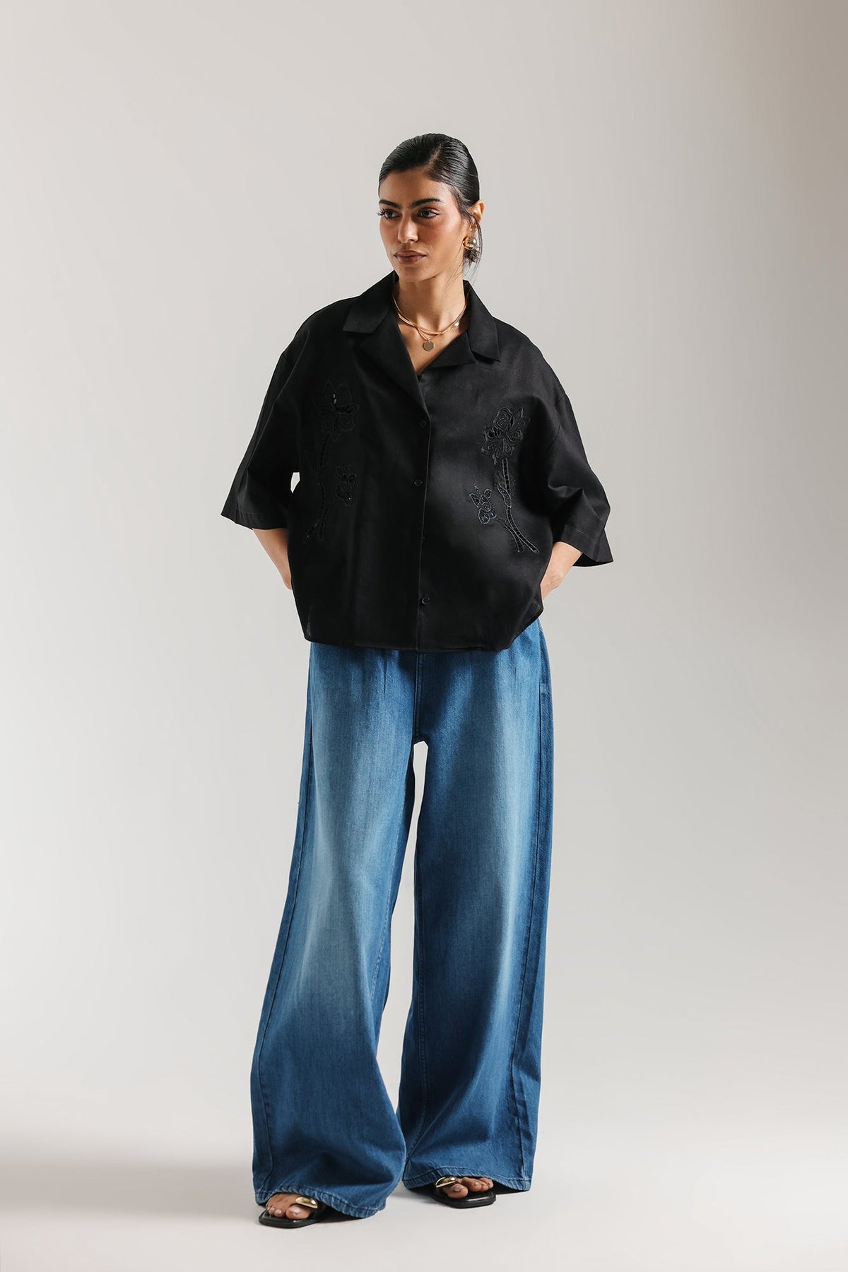 EMBROIDERED SHIRT (E3434/108/902)