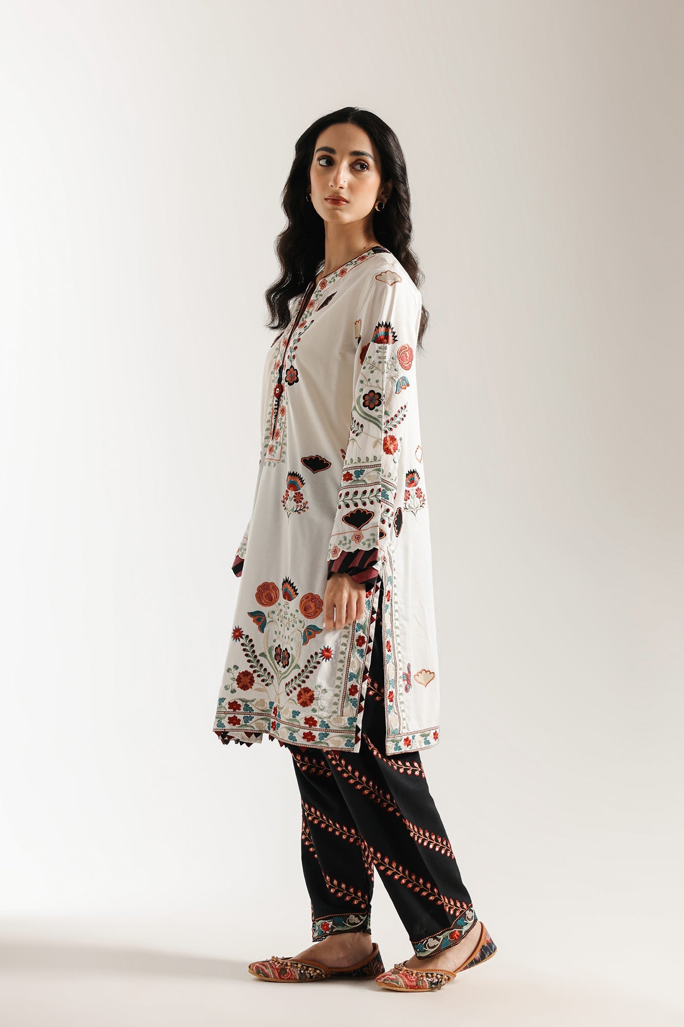 https://cdn.shopify.com/s/files/1/2290/7917/files/E3478-103-003_2.jpg?v=1758023345