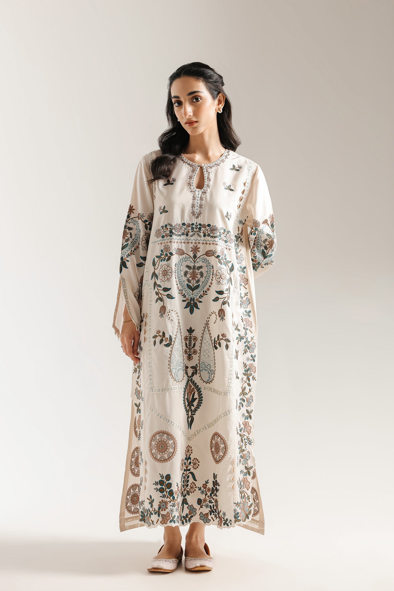 EMBROIDERED DRESS (E3617/103/002)