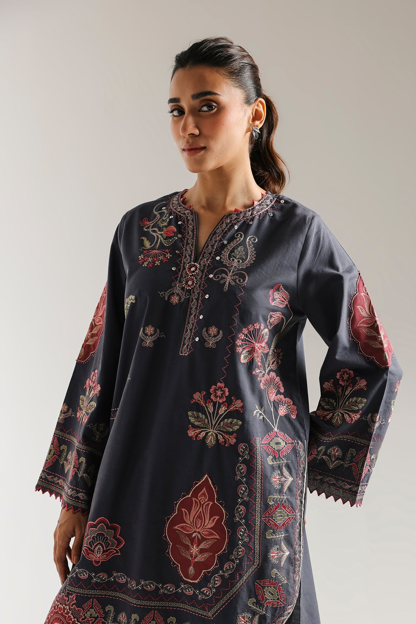 https://cdn.shopify.com/s/files/1/2290/7917/files/E3625-102-904_4.jpg?v=1757586983