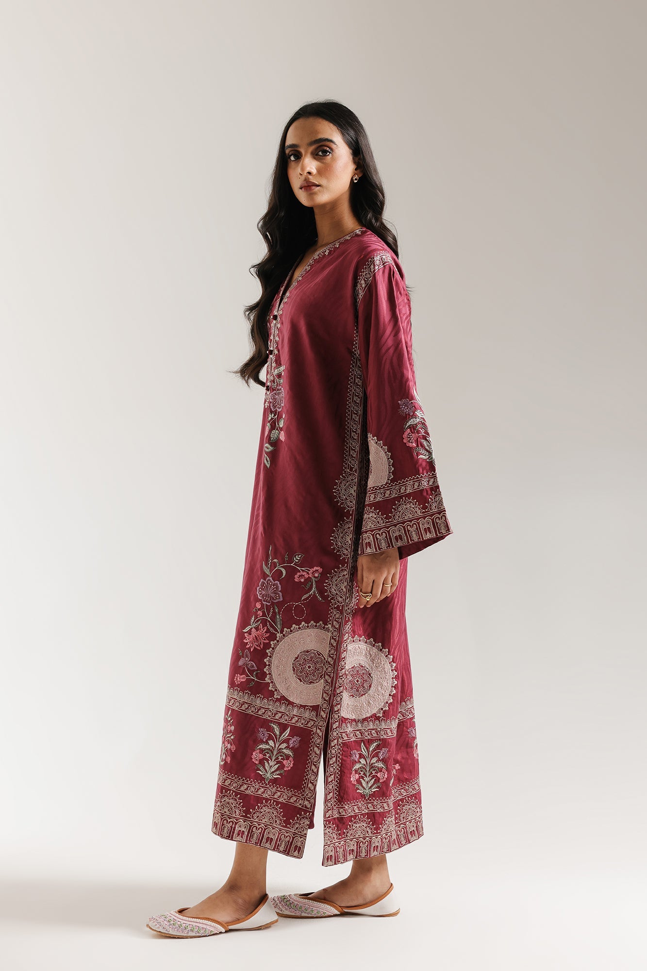 EMBROIDERED DRESS (E3639/103/403)