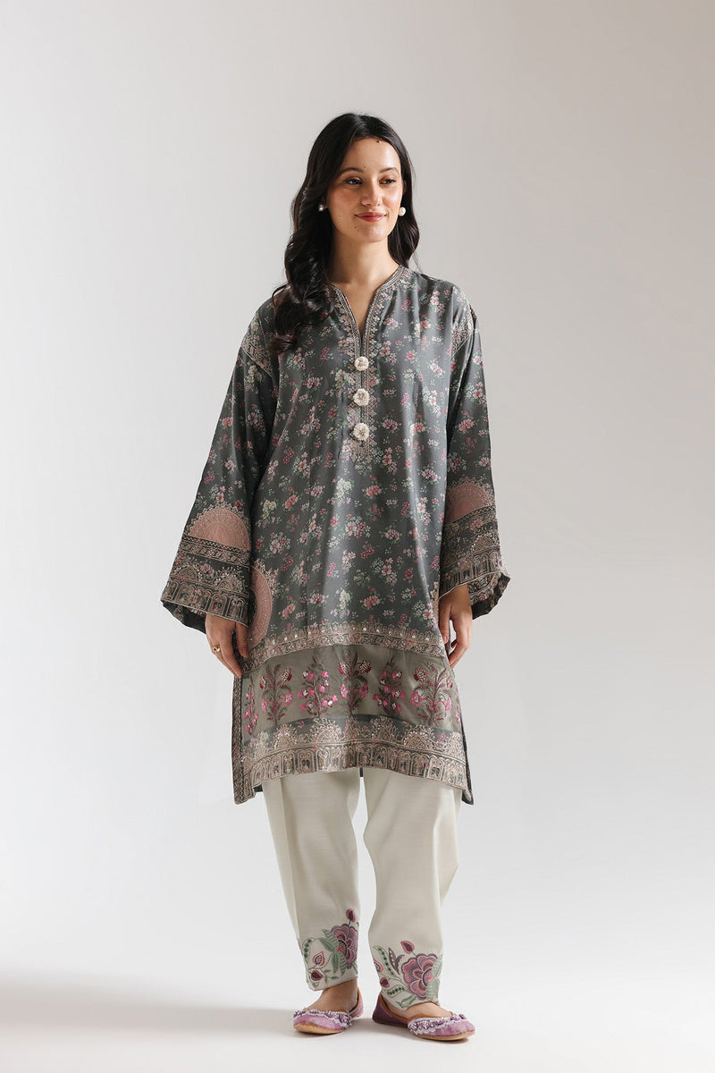 Embroidered Suit (E3771/103/905)