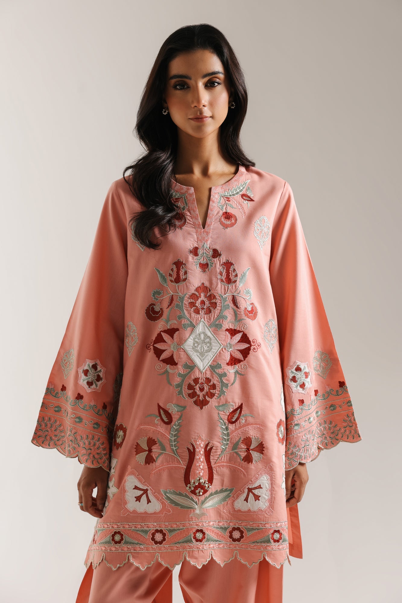 EMBROIDERED SUIT (E3796/103/313)