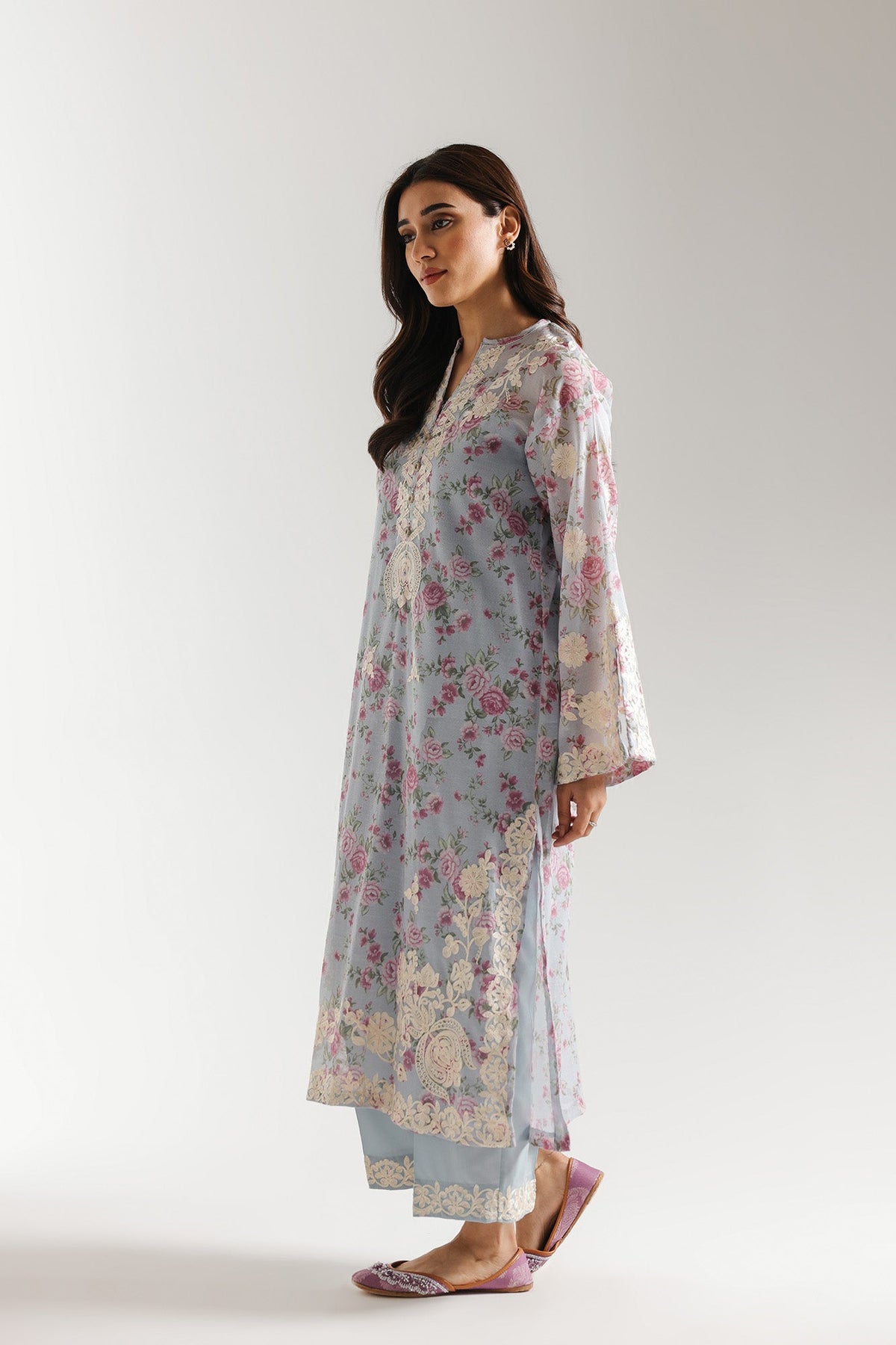 Ethnic
