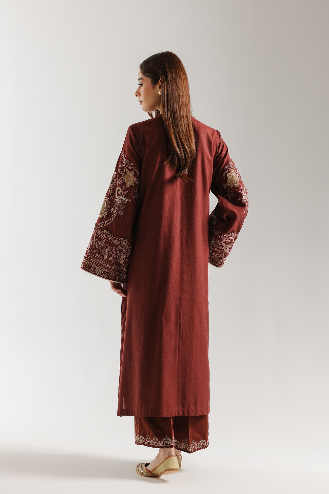 Embroidered Suit (E4026/103/803)
