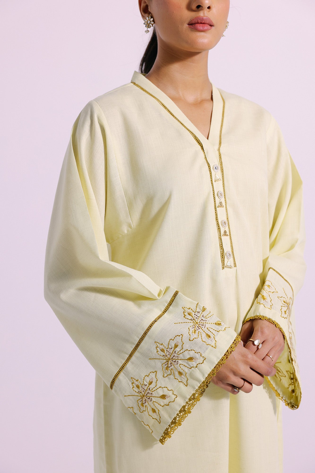 https://cdn.shopify.com/s/files/1/2290/7917/files/E4030-102-115_4.jpg?v=1738307236