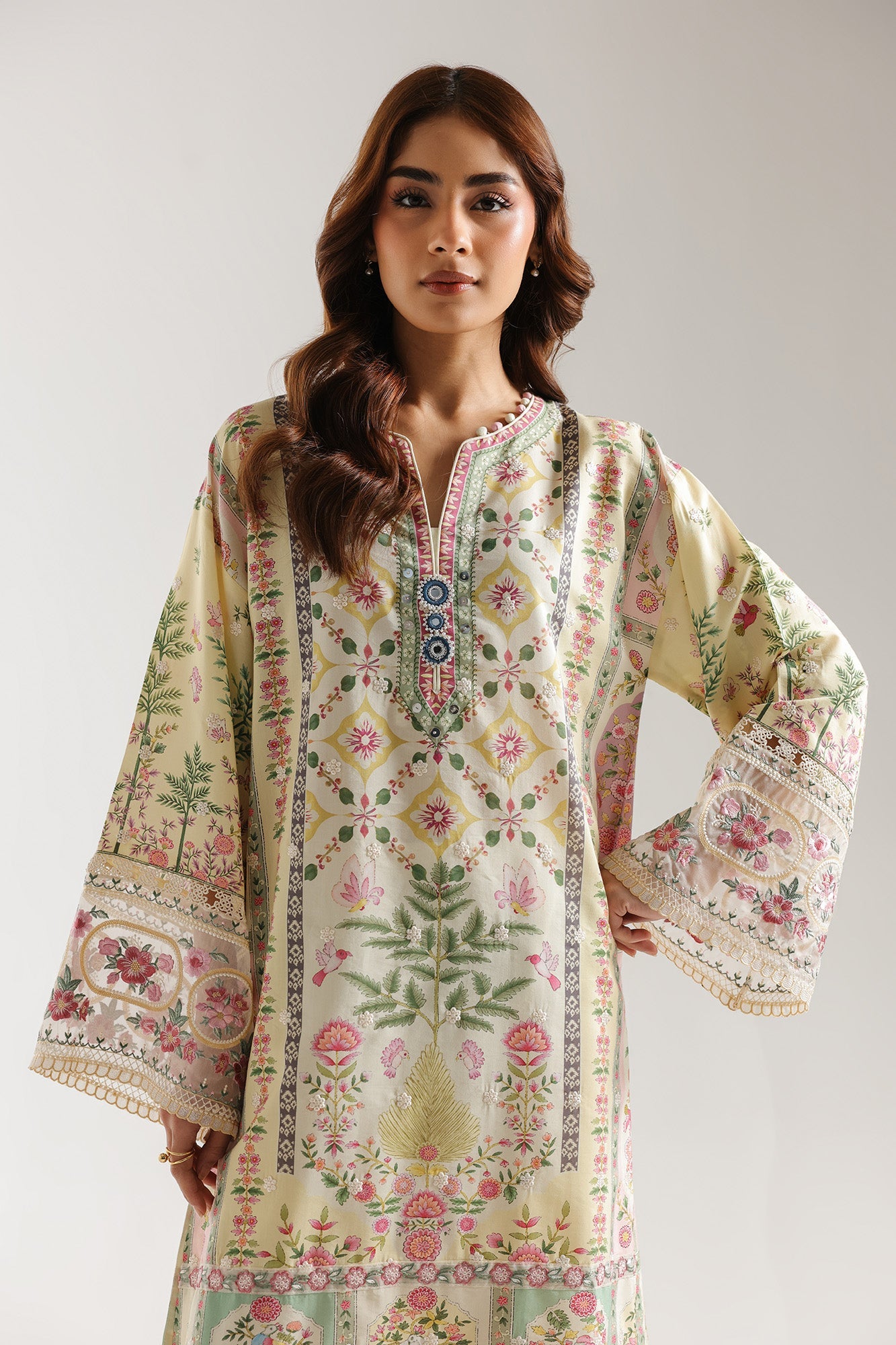 Embroidered Suit (E4034/103/817)