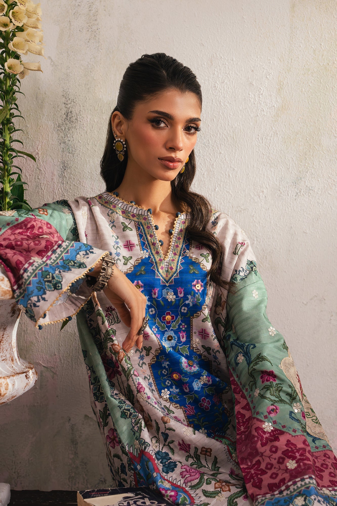 Embroidered Suit (E4035/103/817)