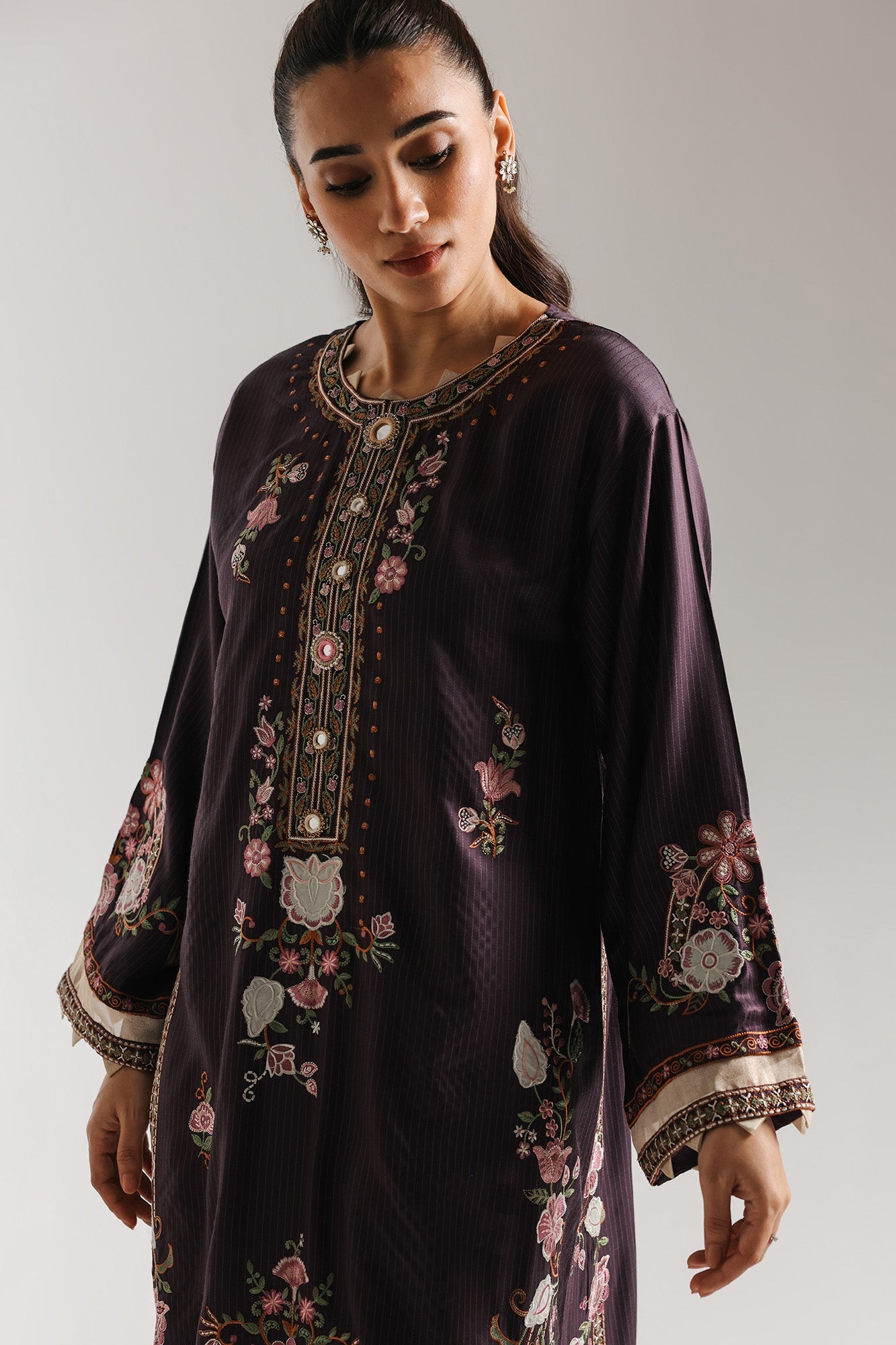 Embroidered Kaftan (E4038/103/518)