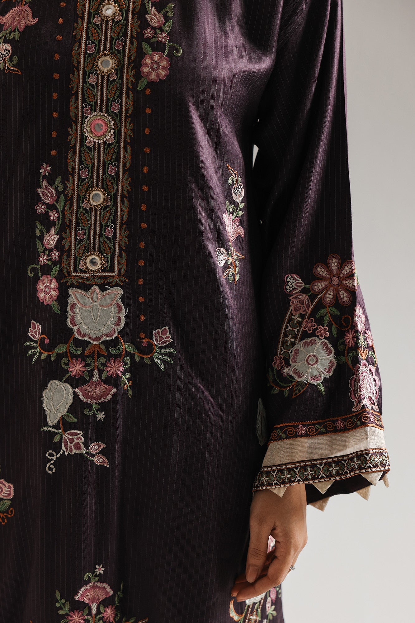Embroidered Kaftan (E4038/103/518)