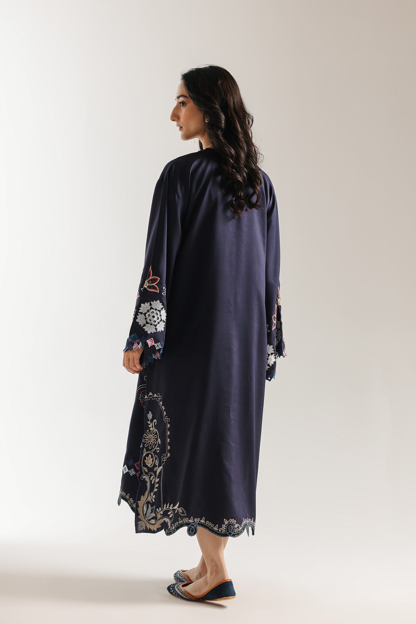 https://cdn.shopify.com/s/files/1/2290/7917/files/E4040-103-618_3.jpg?v=1767951752