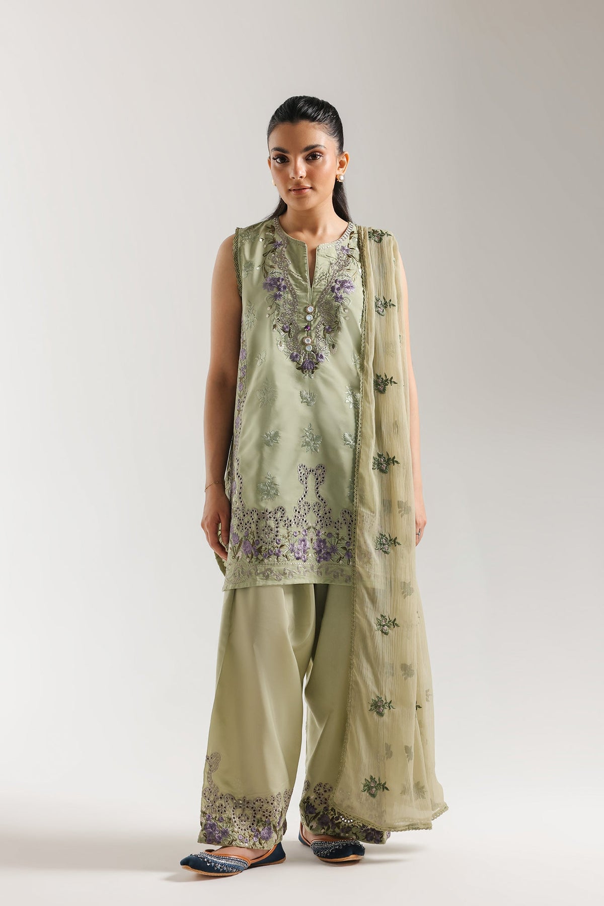 EMBROIDERED SUIT (E4058/103/127)