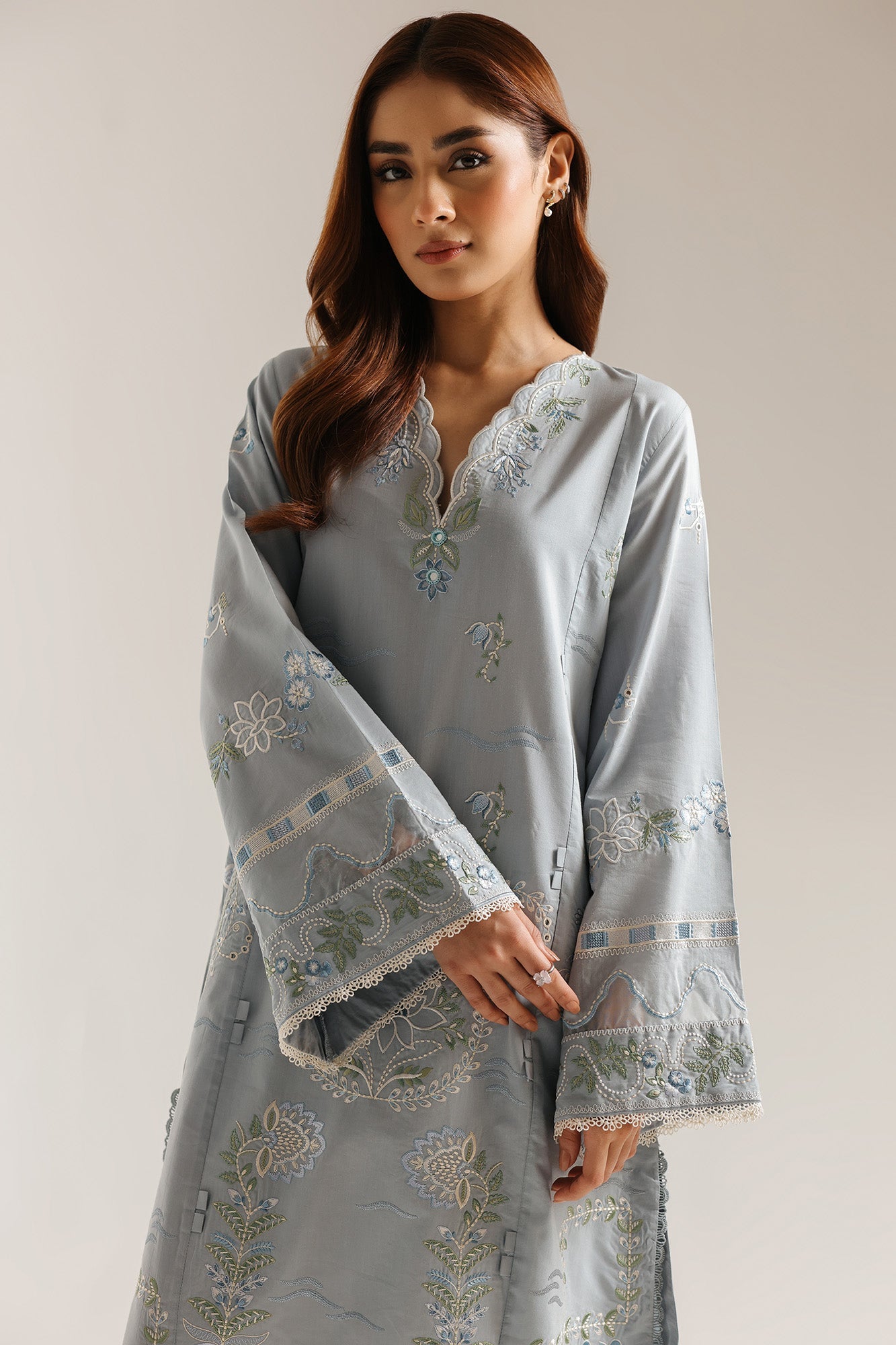 https://cdn.shopify.com/s/files/1/2290/7917/files/E4062-103-634_4.jpg?v=1767952073