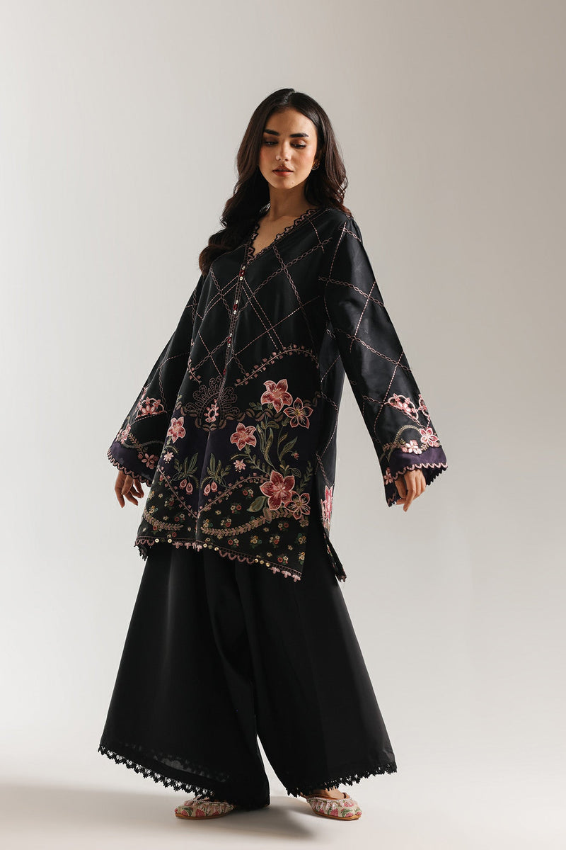 Embroidered Top (E4120/103/901)