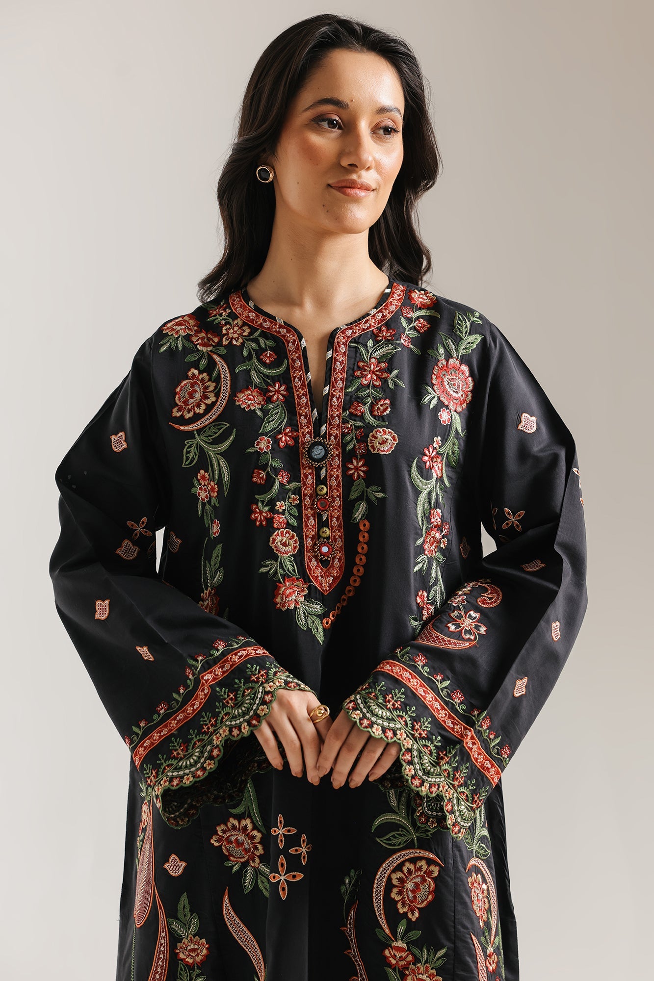 Embroidered Suit (E4140/103/902)
