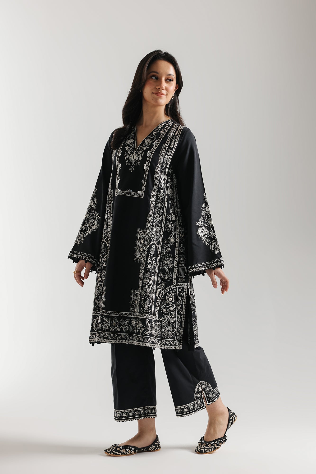 https://cdn.shopify.com/s/files/1/2290/7917/files/E4148-103-902_2.jpg?v=1769599258