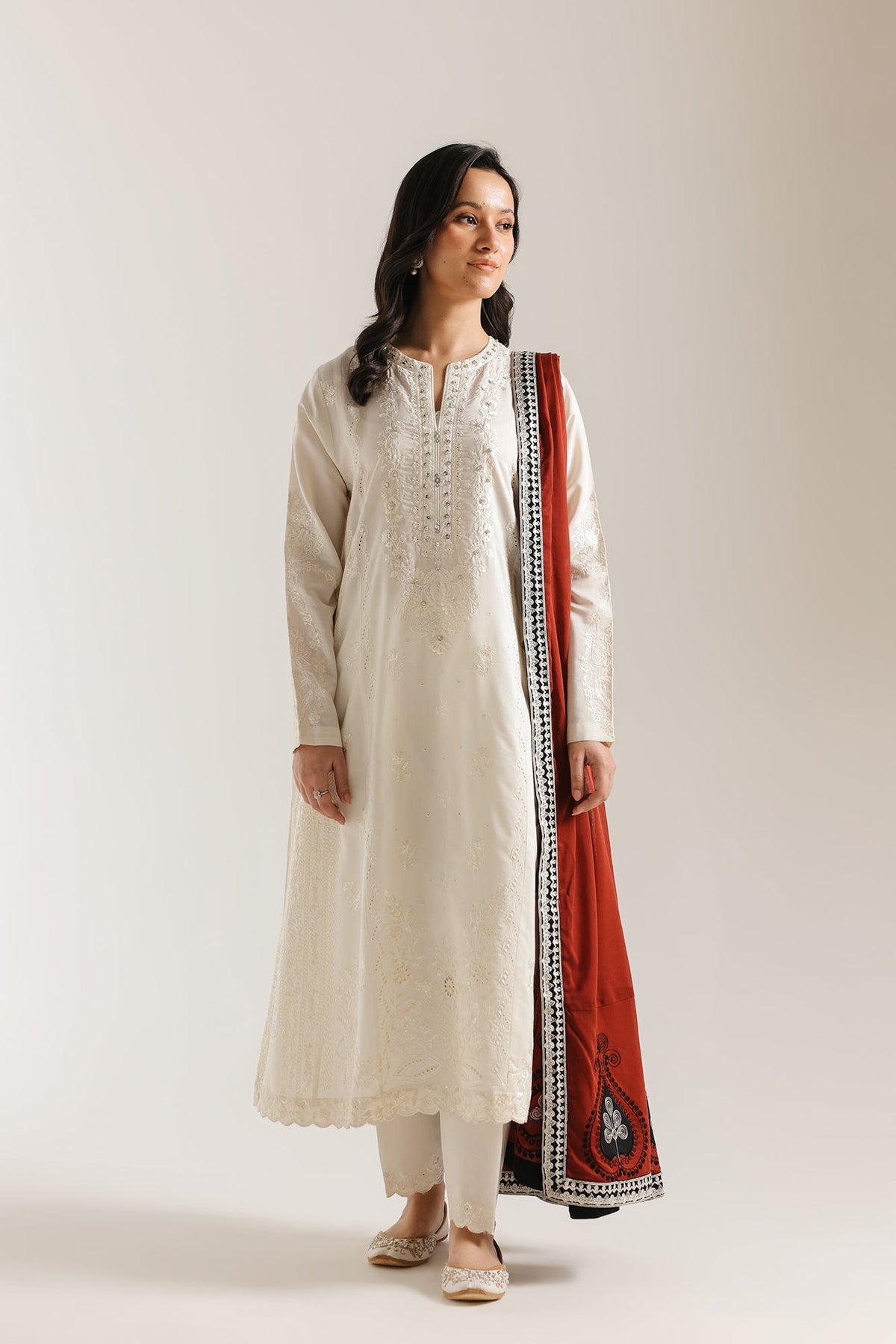 EMBROIDERED SUIT (E4149/103/005)