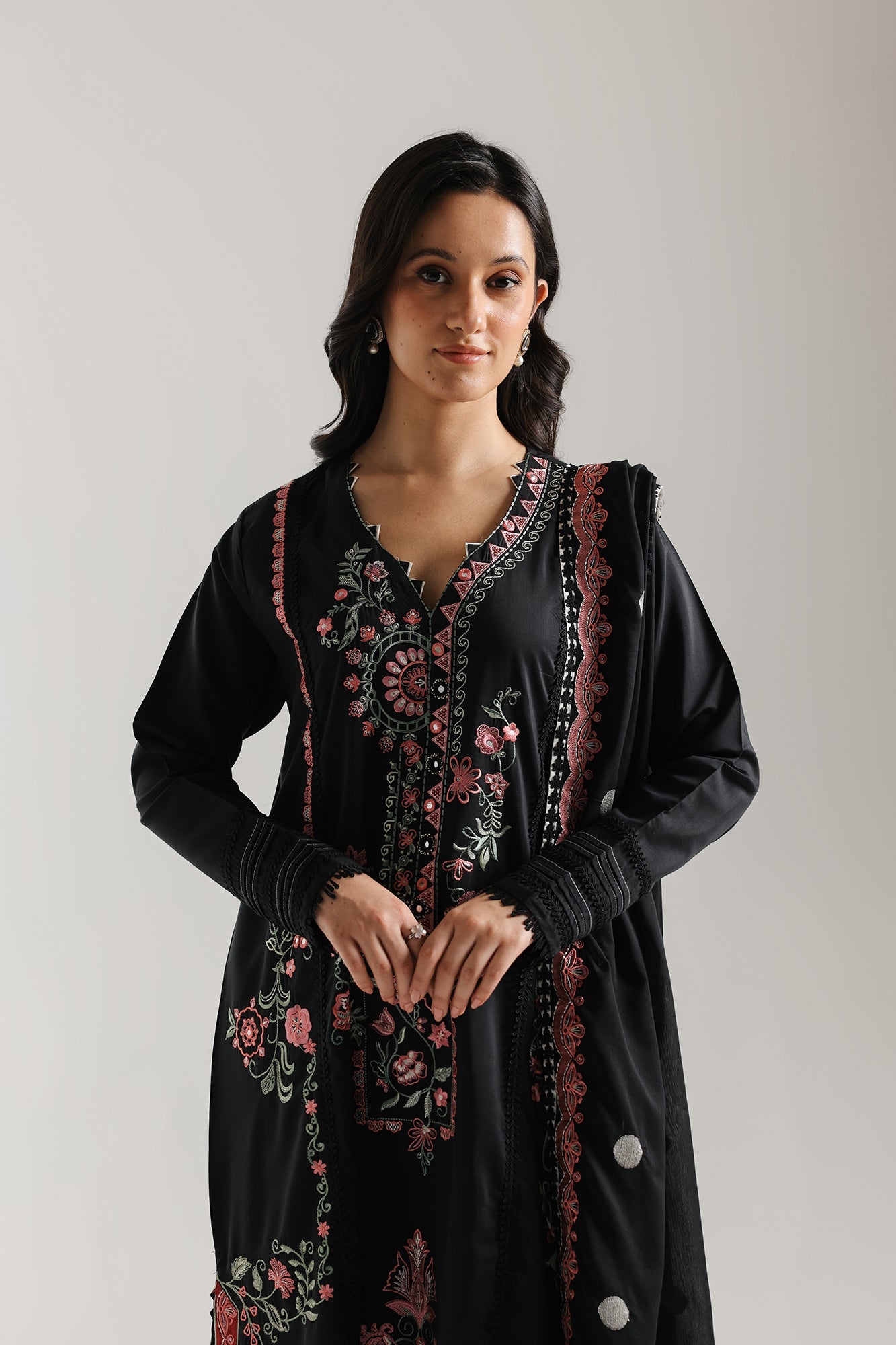 https://cdn.shopify.com/s/files/1/2290/7917/files/E4168-103-902_4.jpg?v=1769599298
