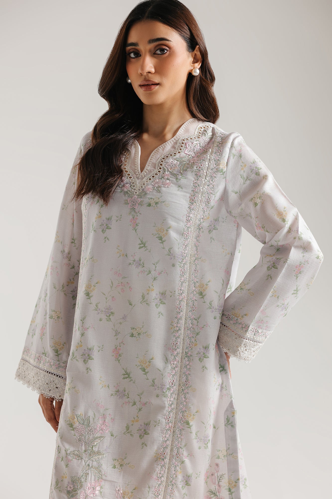https://cdn.shopify.com/s/files/1/2290/7917/files/E4183-103-515_4.jpg?v=1775819383