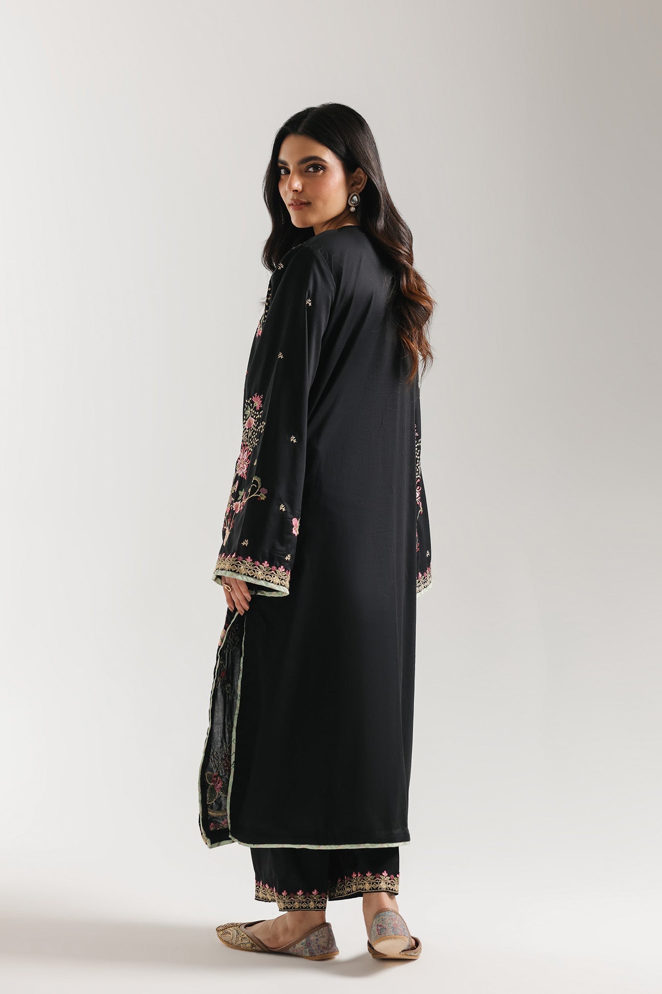 https://cdn.shopify.com/s/files/1/2290/7917/files/E4198-103-902_3.jpg?v=1772445034