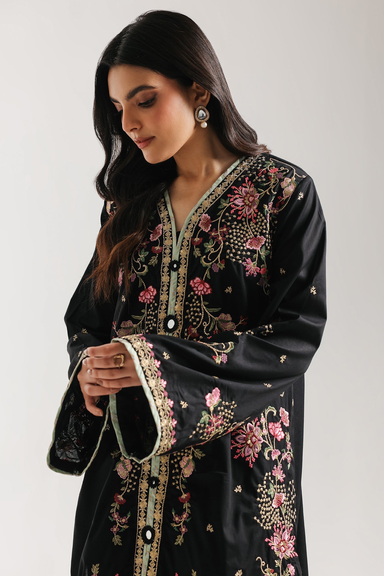https://cdn.shopify.com/s/files/1/2290/7917/files/E4198-103-902_4.jpg?v=1772444990