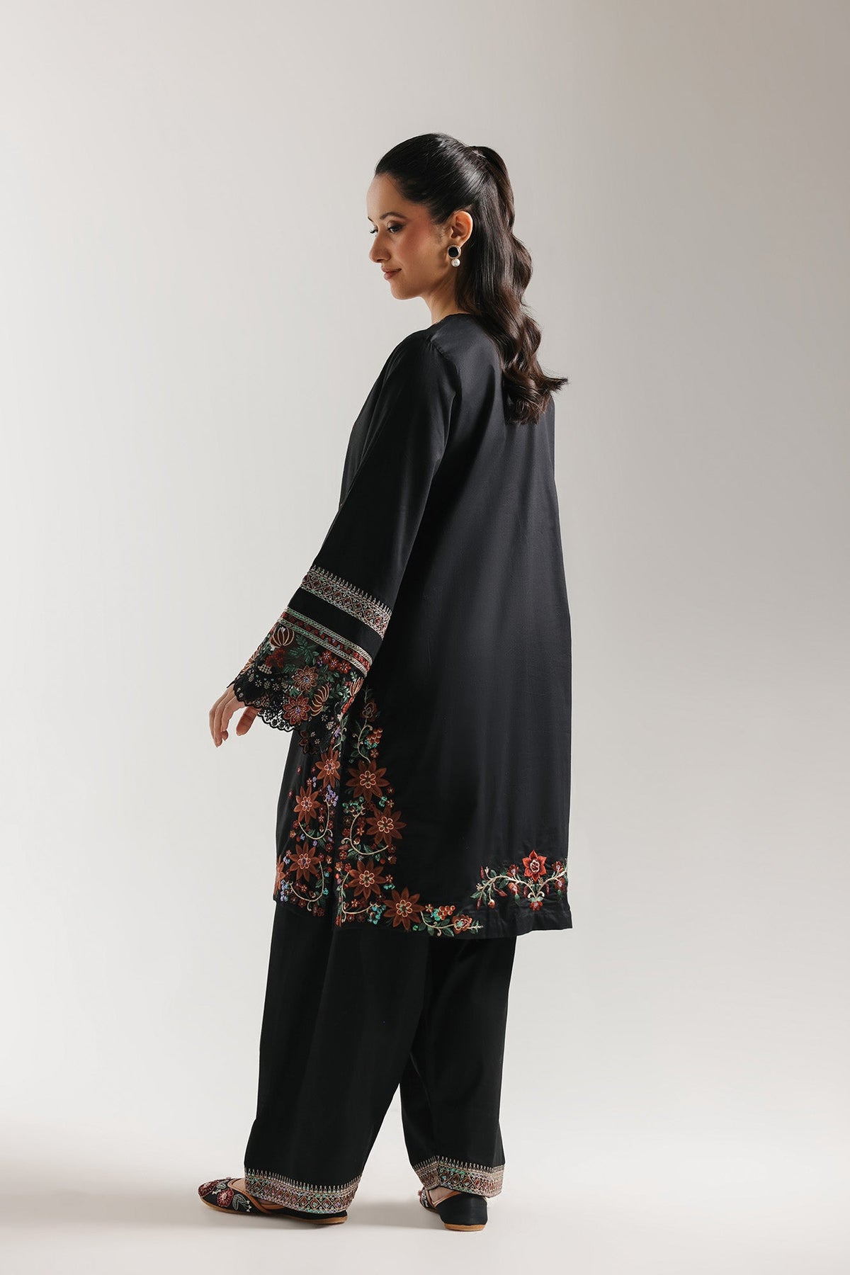 Ethnic