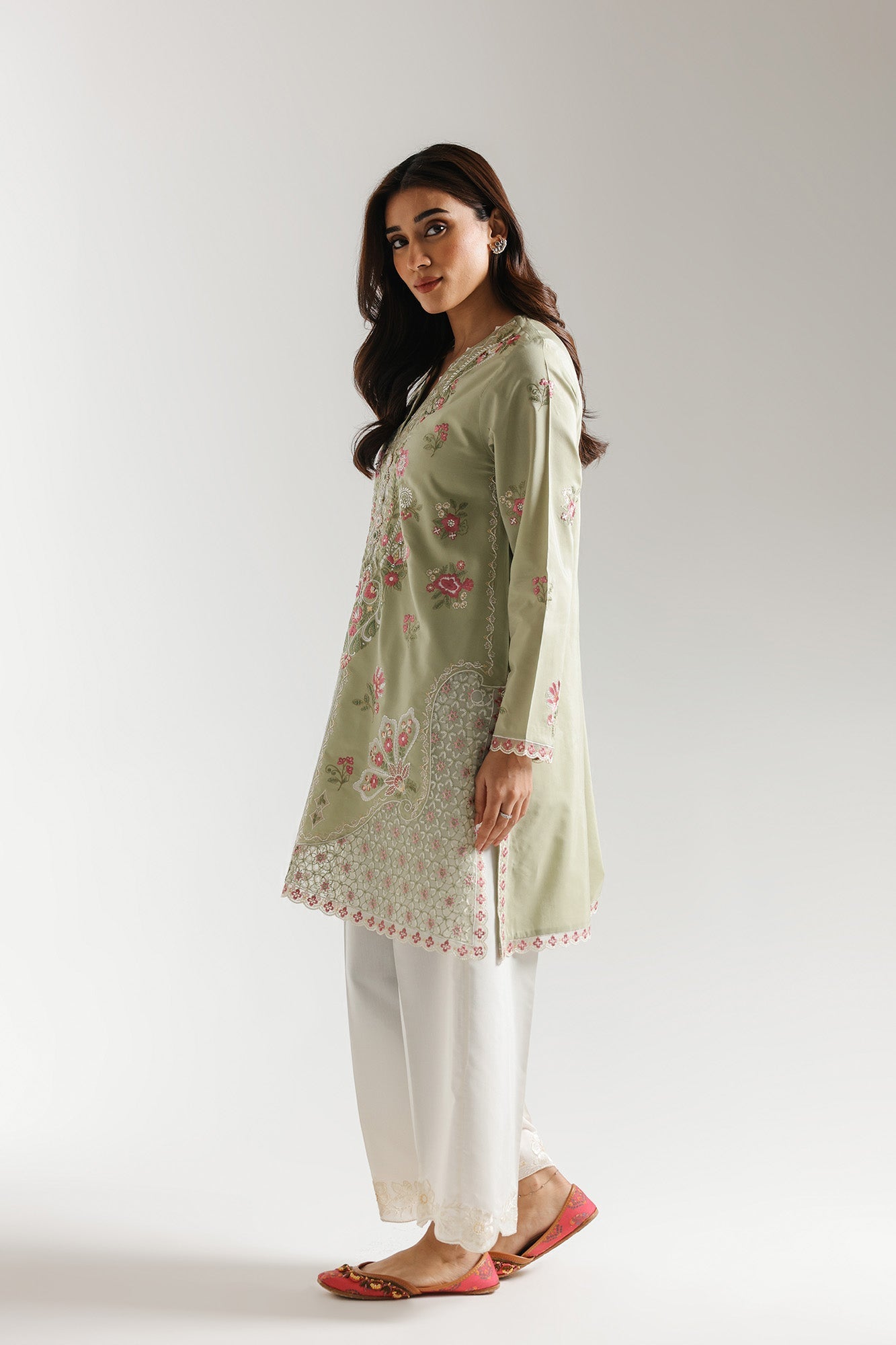 EMBROIDERED SUIT (E4237/103/127)