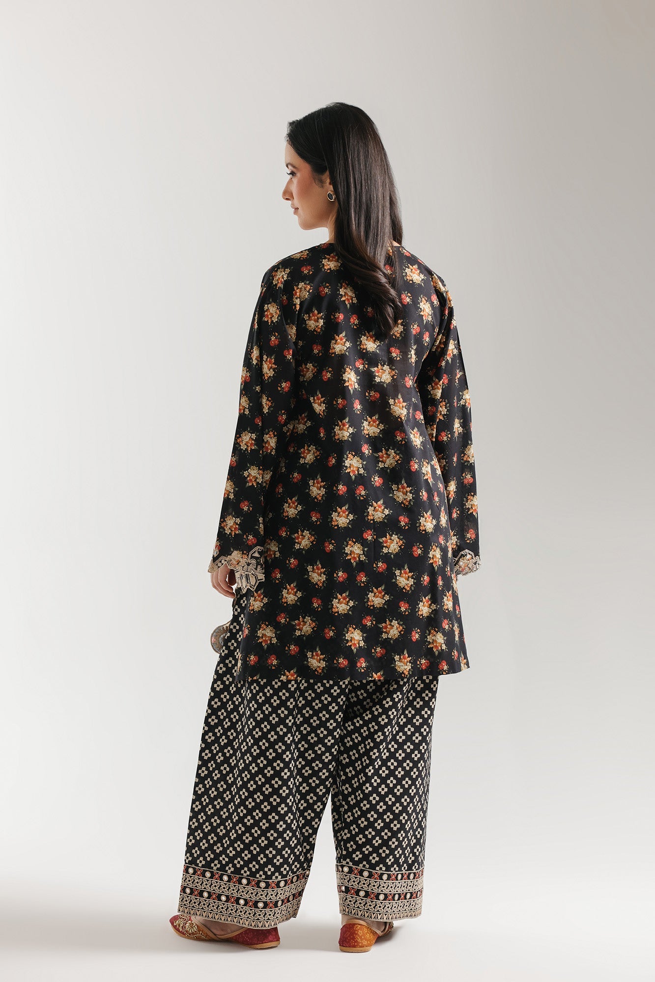https://cdn.shopify.com/s/files/1/2290/7917/files/E4266-103-902_3.jpg?v=1772445092