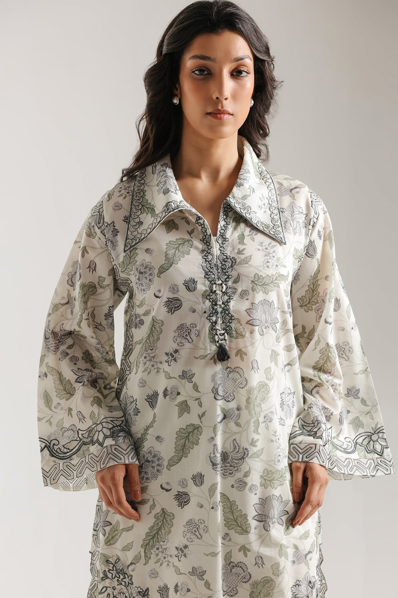 https://cdn.shopify.com/s/files/1/2290/7917/files/E4267-103-003_4.jpg?v=1773307560