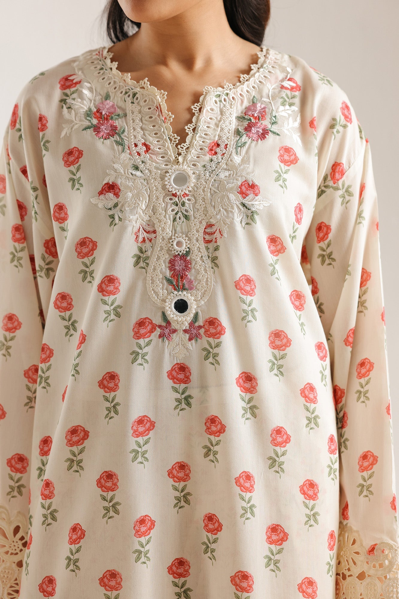 EMBROIDERED SUIT (E4269/103/003)