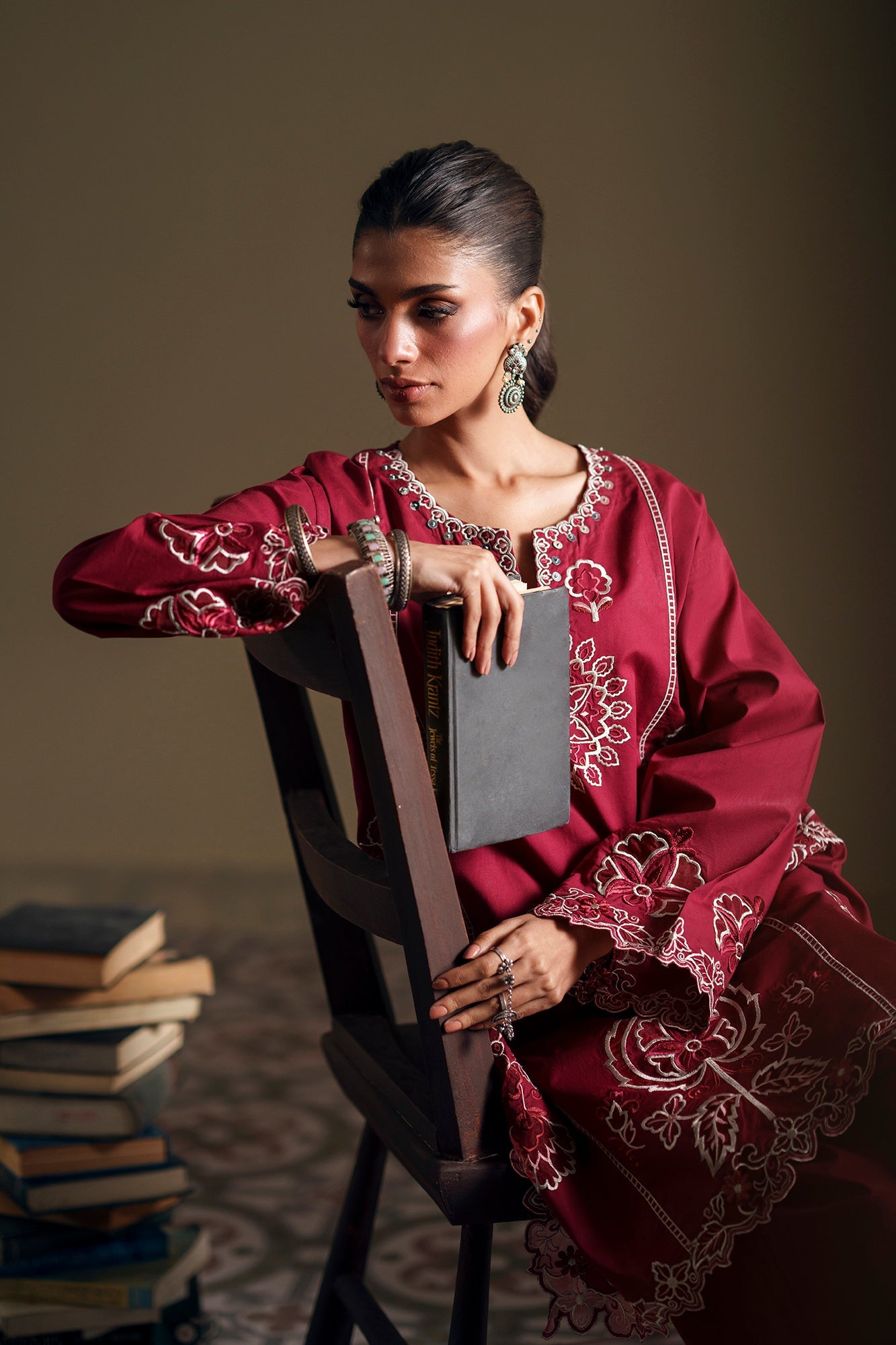 EMBROIDERED SUIT (E4278/103/303)