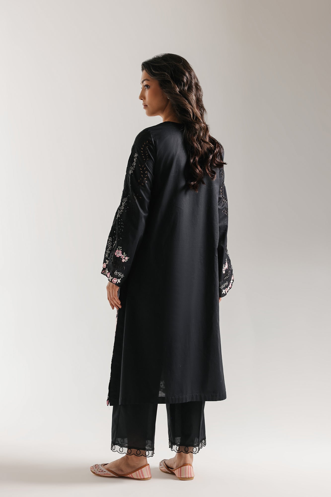 https://cdn.shopify.com/s/files/1/2290/7917/files/E4295-103-901_3.jpg?v=1773308096