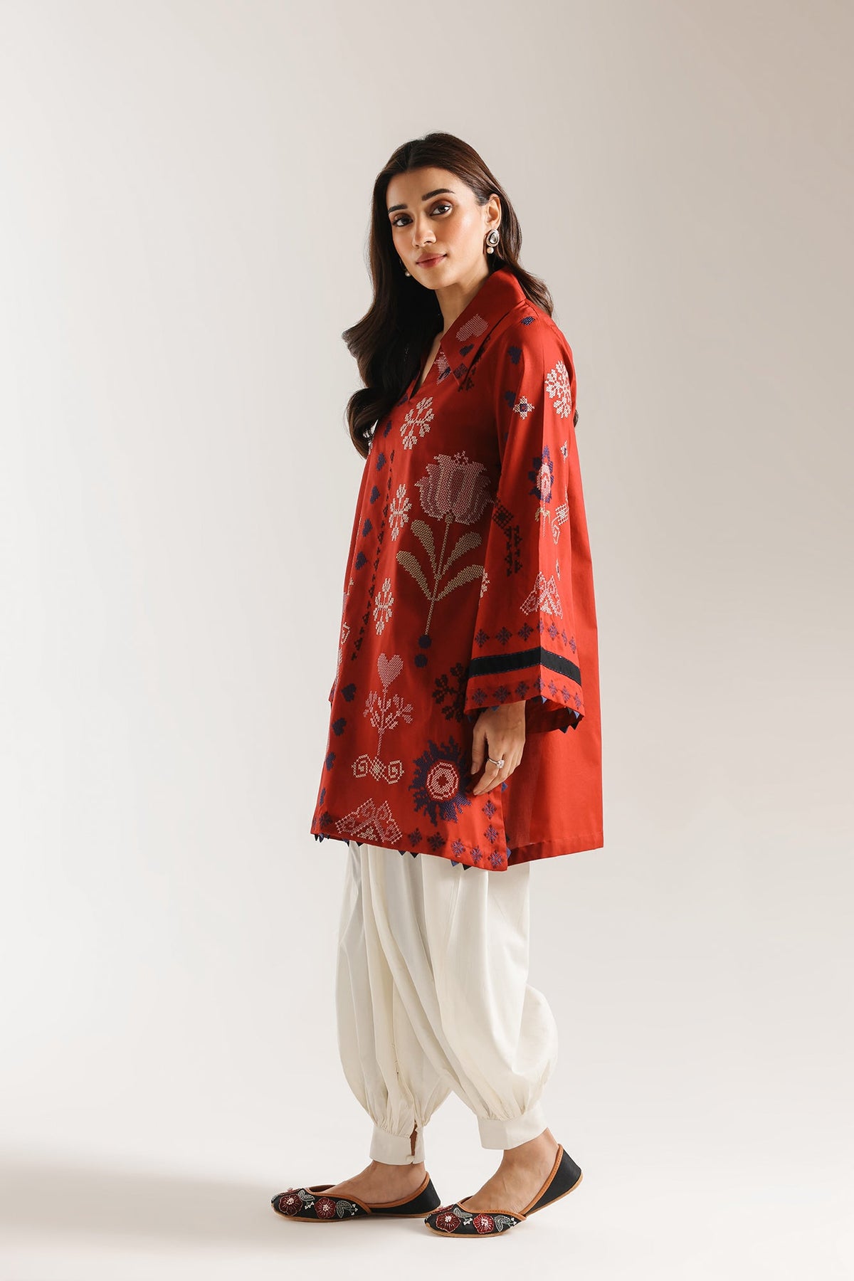 Ethnic