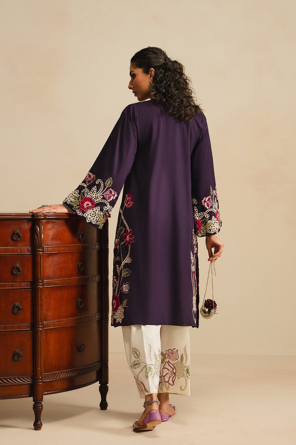 Ethnic