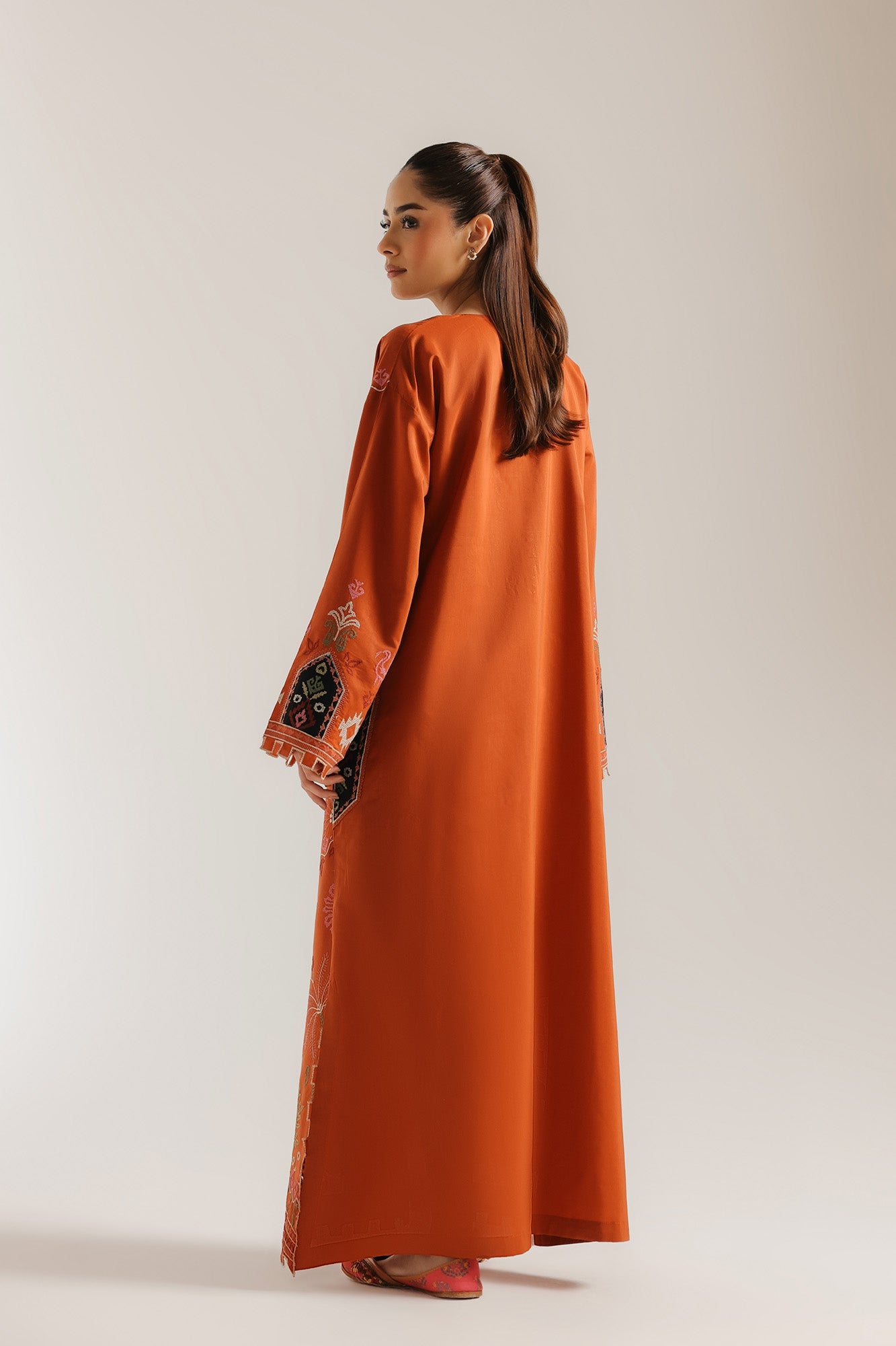 Embroidered Kaftan (E4313/103/210)