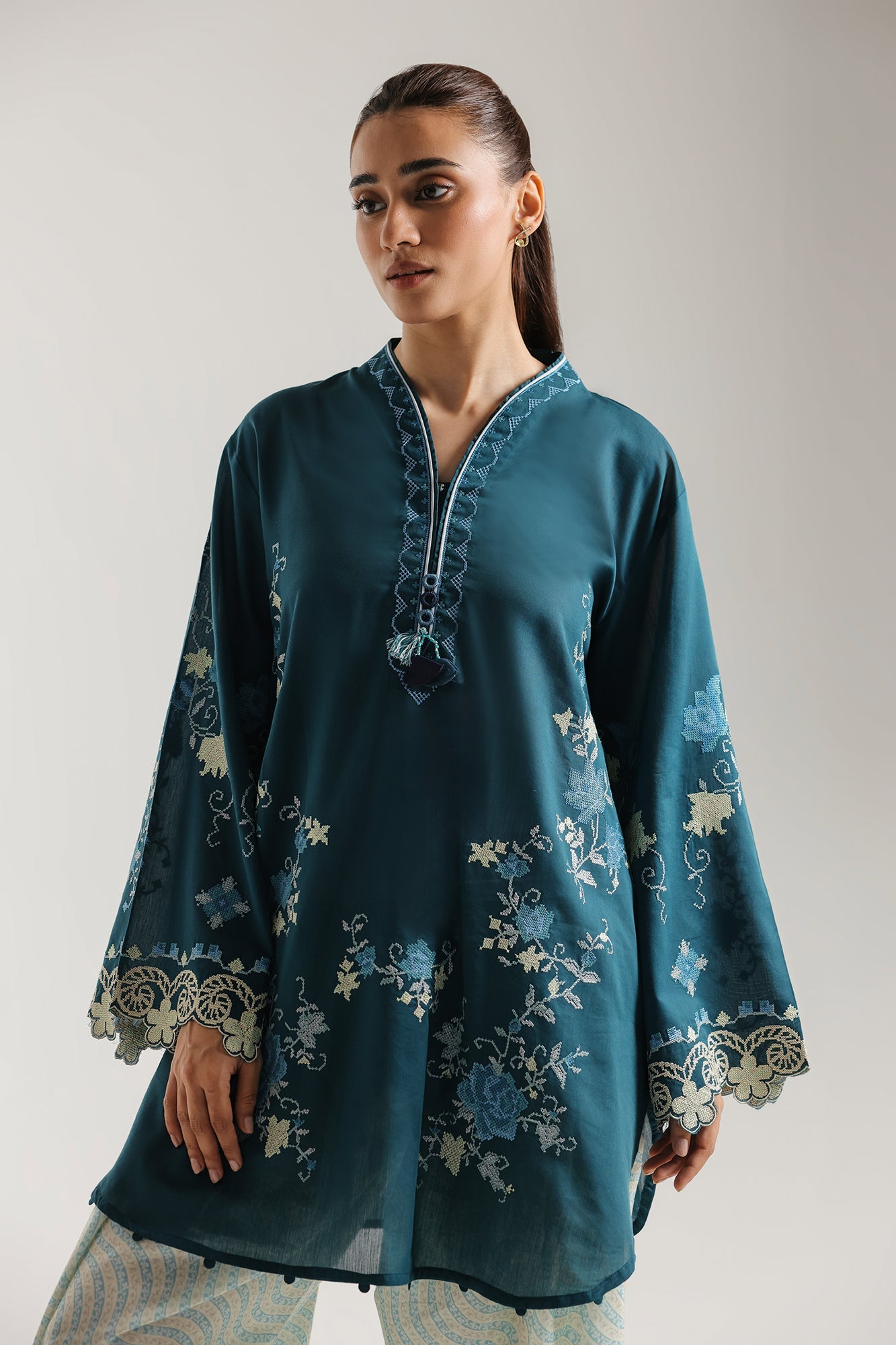 https://cdn.shopify.com/s/files/1/2290/7917/files/E4345-103-602_4.jpg?v=1777290096