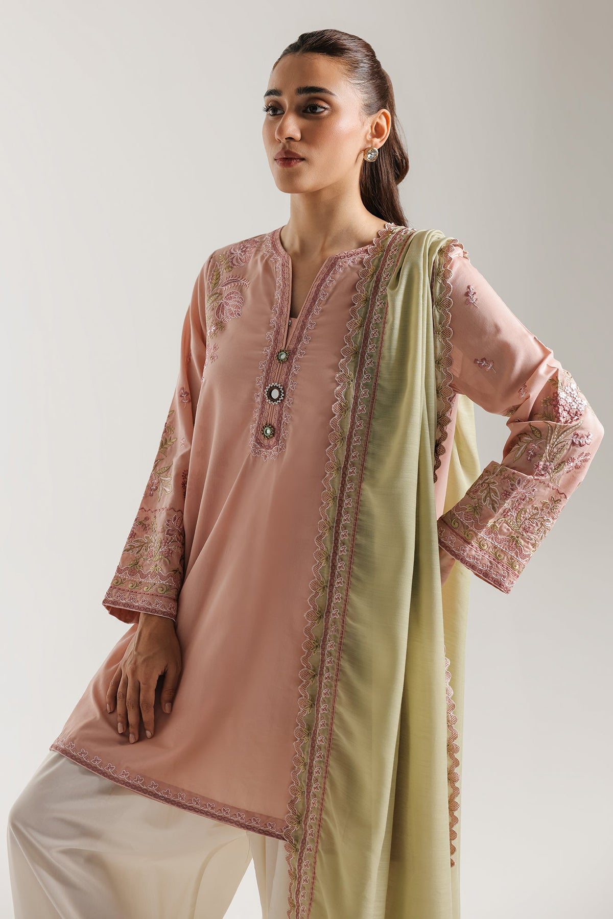 EMBROIDERED SUIT (E4349/103/315)