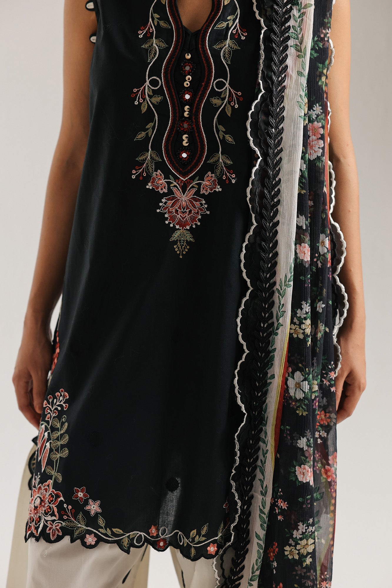 https://cdn.shopify.com/s/files/1/2290/7917/files/E4358-103-902_5.jpg?v=1777374471