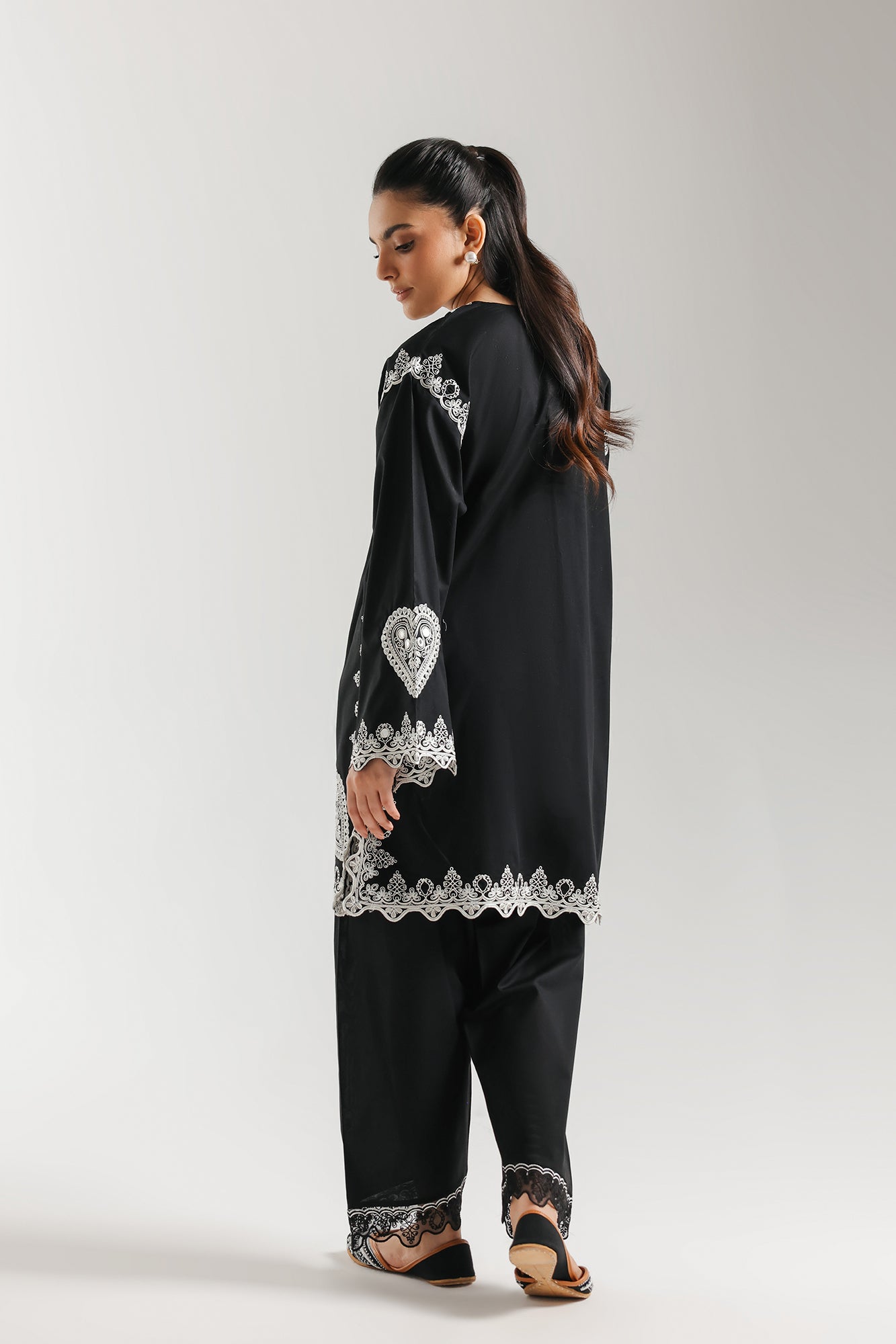 https://cdn.shopify.com/s/files/1/2290/7917/files/E4361-103-902_3.jpg?v=1773307845