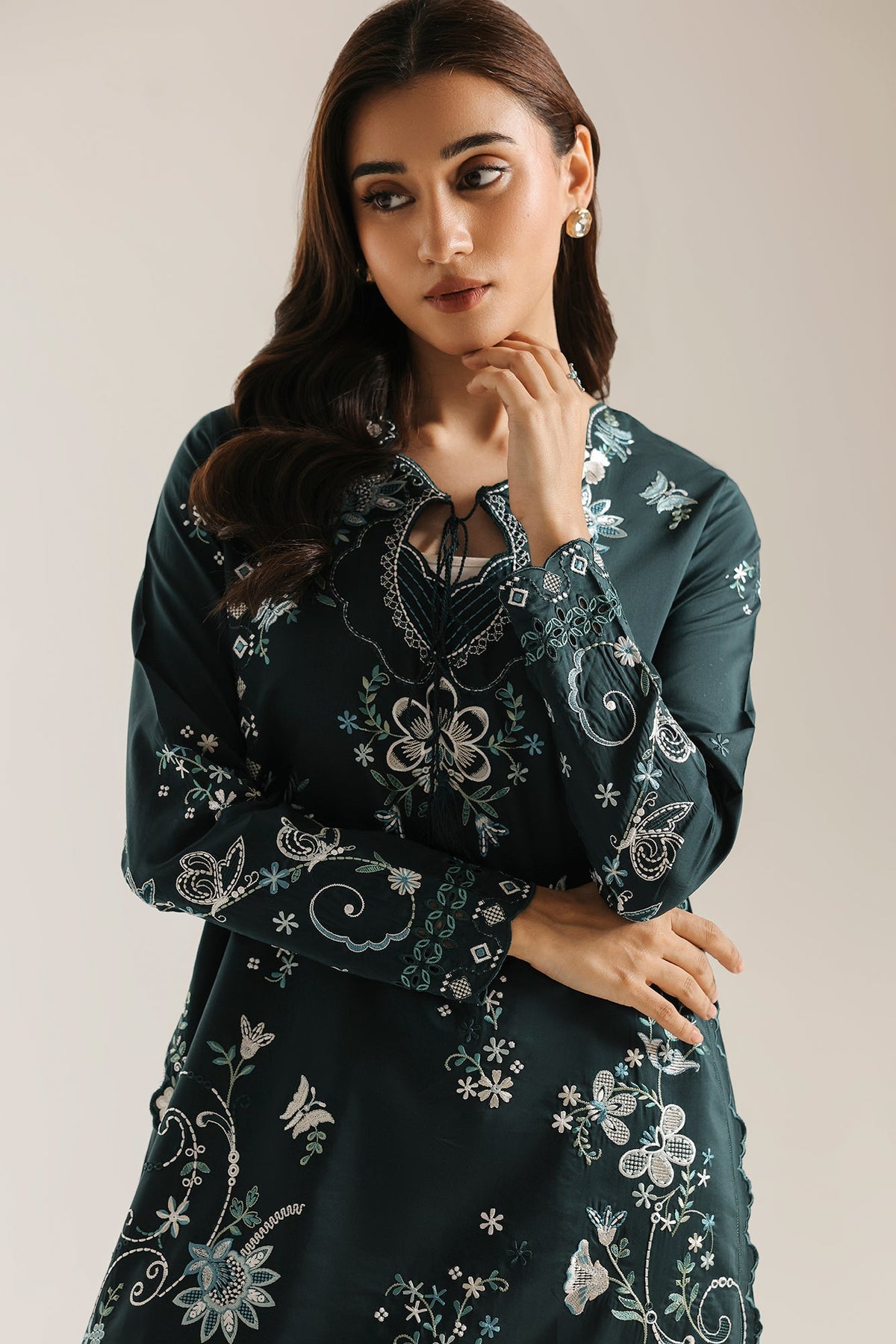 EMBROIDERED SUIT (E4393/103/703)