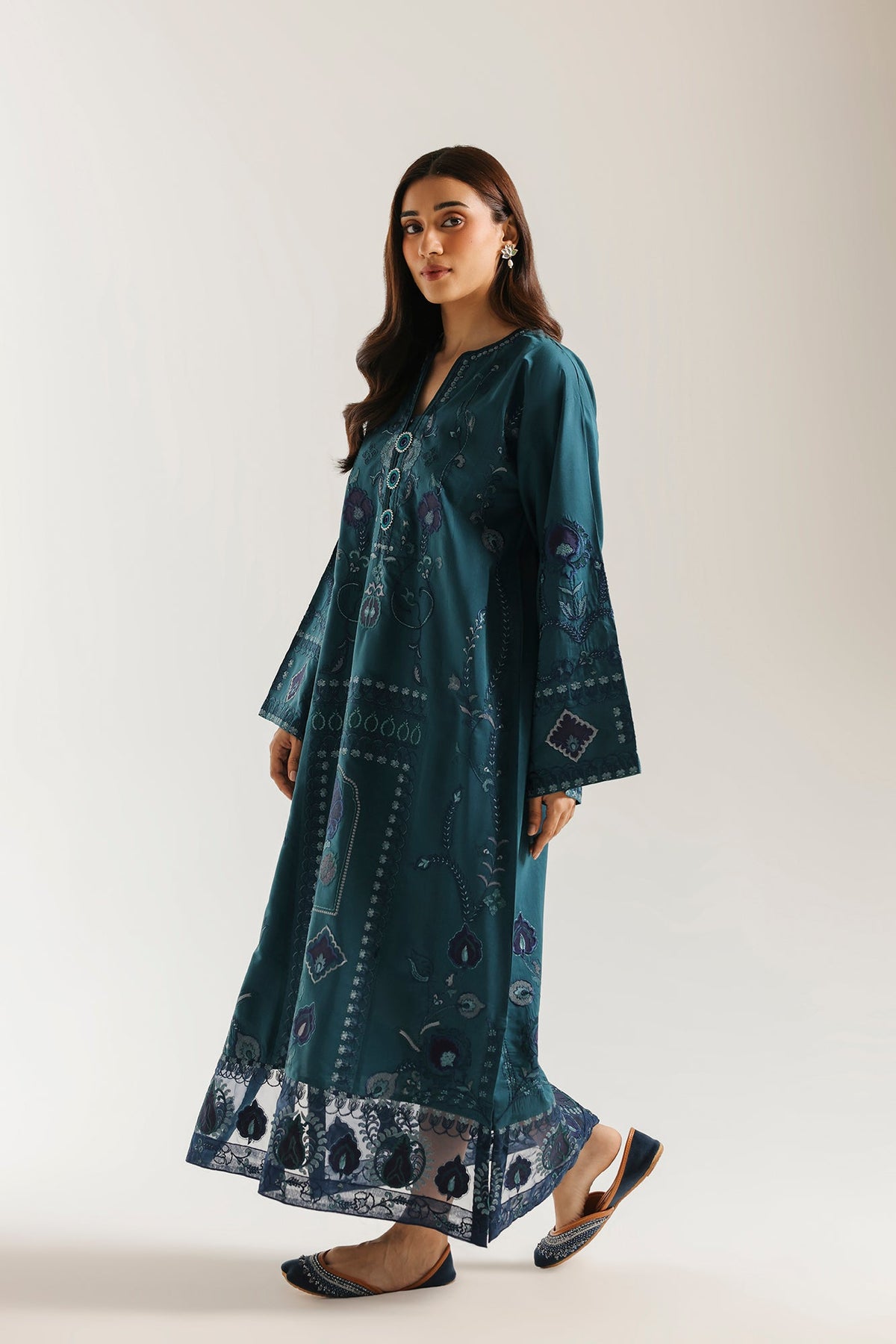 EMBROIDERED KAFTAN (E4394/103/711)