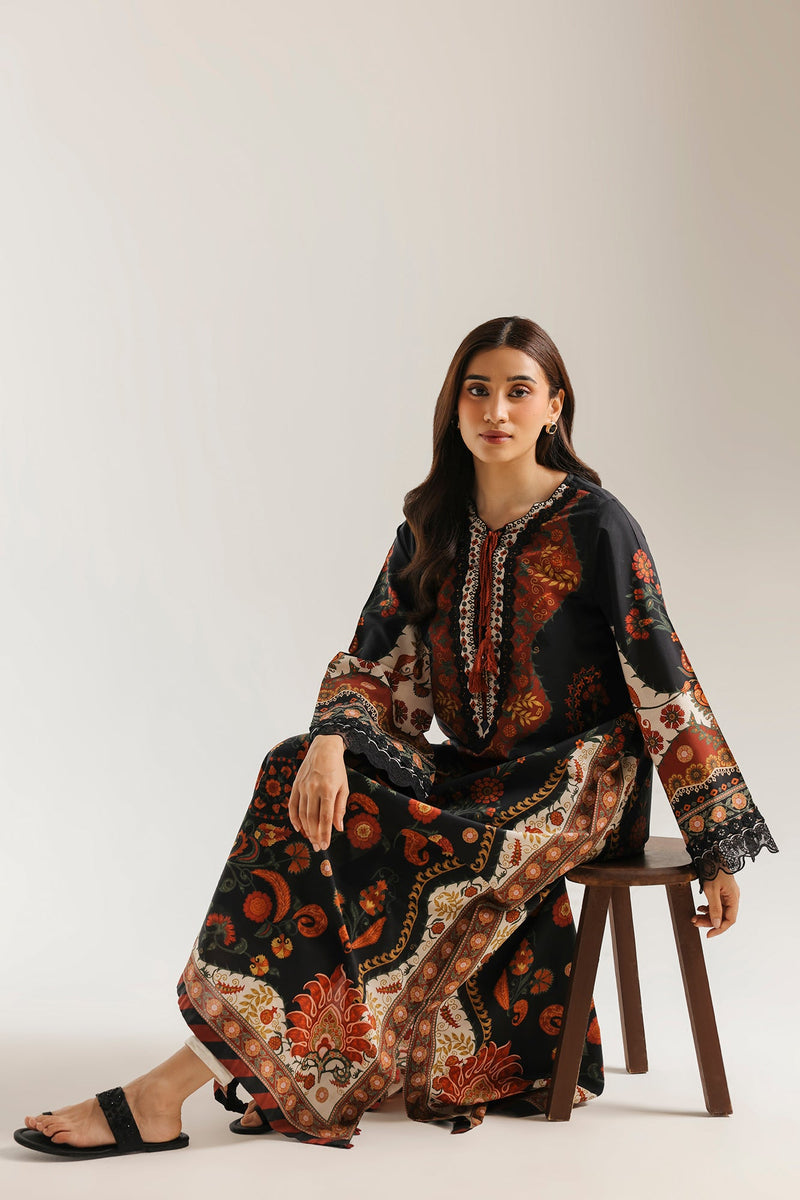 Embroidered Kaftan (E4401/103/902)