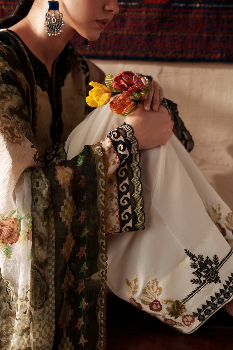 Embroidered Suit (E4403/103/006)